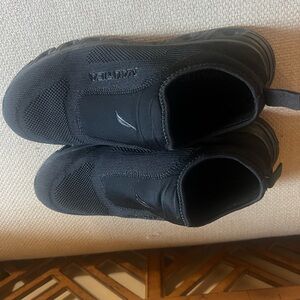 NAUTICA Machi Black LOGO Women Size 10 LIGHTWEIGHT Stretch Fit Sneakers